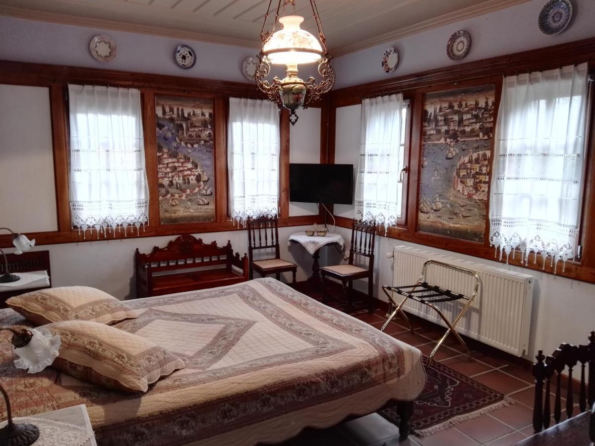 Viraggas Traditional Hotel Vrástama Eksteriør billede